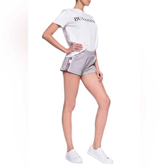 MOSCHINO Bullchic Print T-Shirt Women’s Short Sleeve Size 4 White - Picture 6 of 16